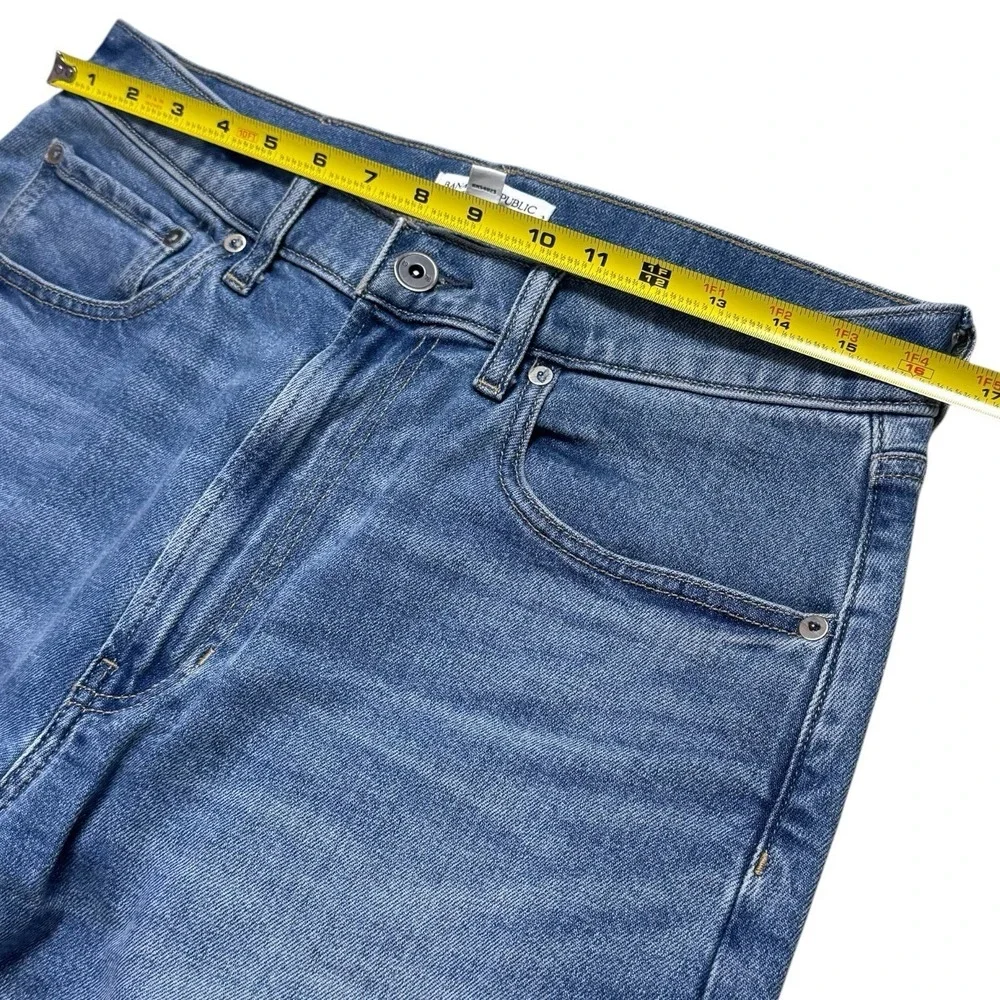 Banana Republic Slim Light Blue Jeans Capsule‎ Comfort Preppy Chic Minimalist 32